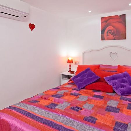 Rental In Rome Colosseo Loft Quarto foto